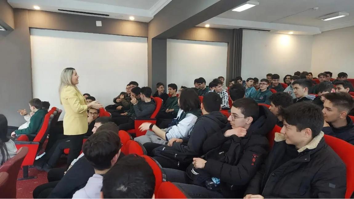 Prof. Dr. Fulya Topçuoğlu Ünal Kariyer Günleri Kapsamında Okulumuzdaydı